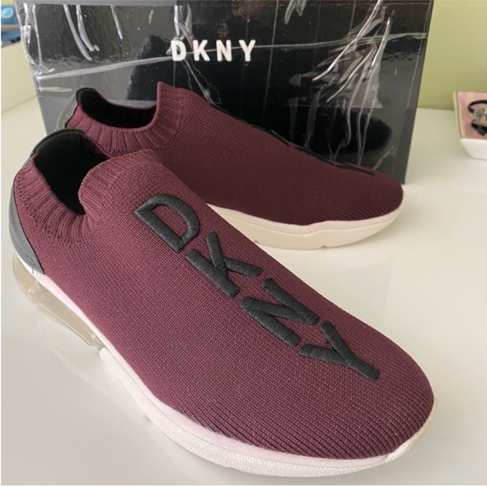 DKNY Neptune Oxblood Sneakers size 6